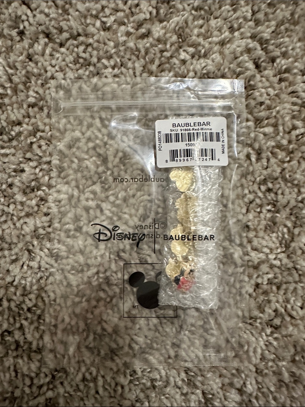 NWT BaubleBar Minnie Mouse Gold-Tone Adjustable Bracelet with Red Bows - Picture 9 of 12